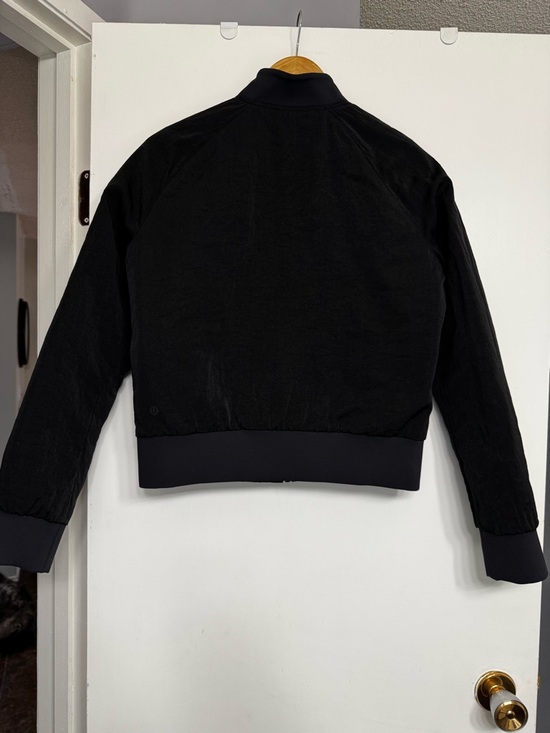 Lululemon Non-Stop Bomber *Reversible
Black (Second Release) SZ 6 W4BDGS - Picture 7 of 12